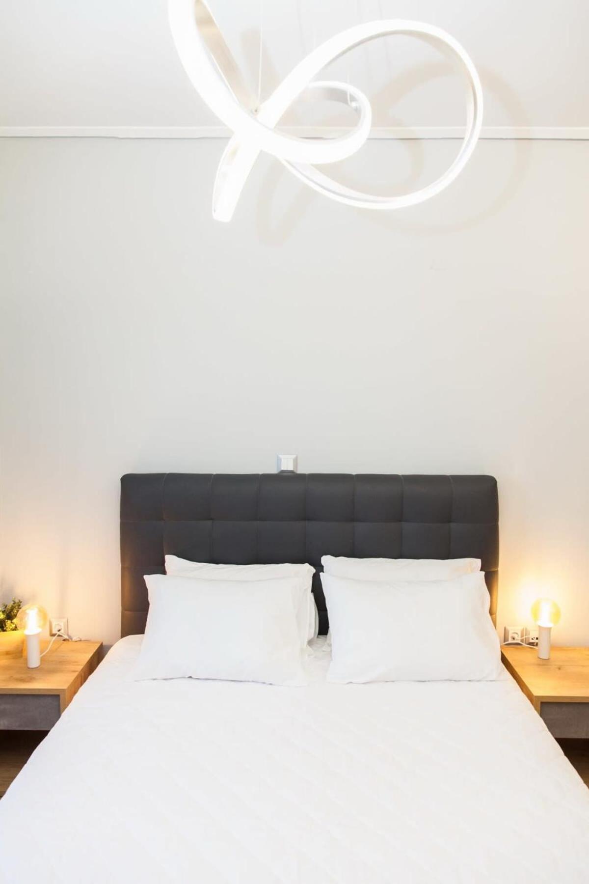 Contemporary And Chic Apartment In Central アテネ エクステリア 写真